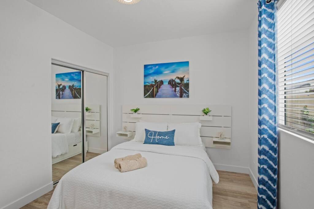 فيلا Desert Fantasy Oasis Pool, Jacuzzi, Royal Beds كواتشيلا المظهر الخارجي الصورة